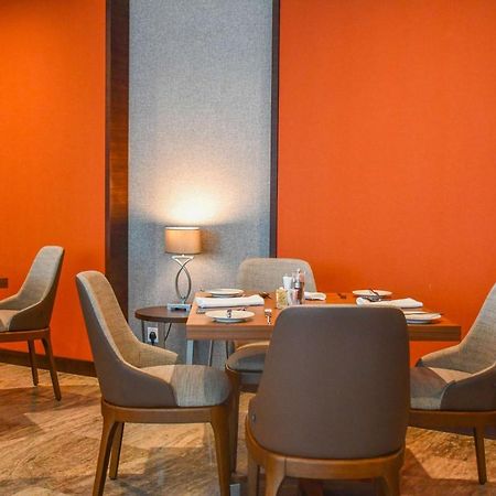 Radisson Blu Hotel, Джуба Екстер'єр фото