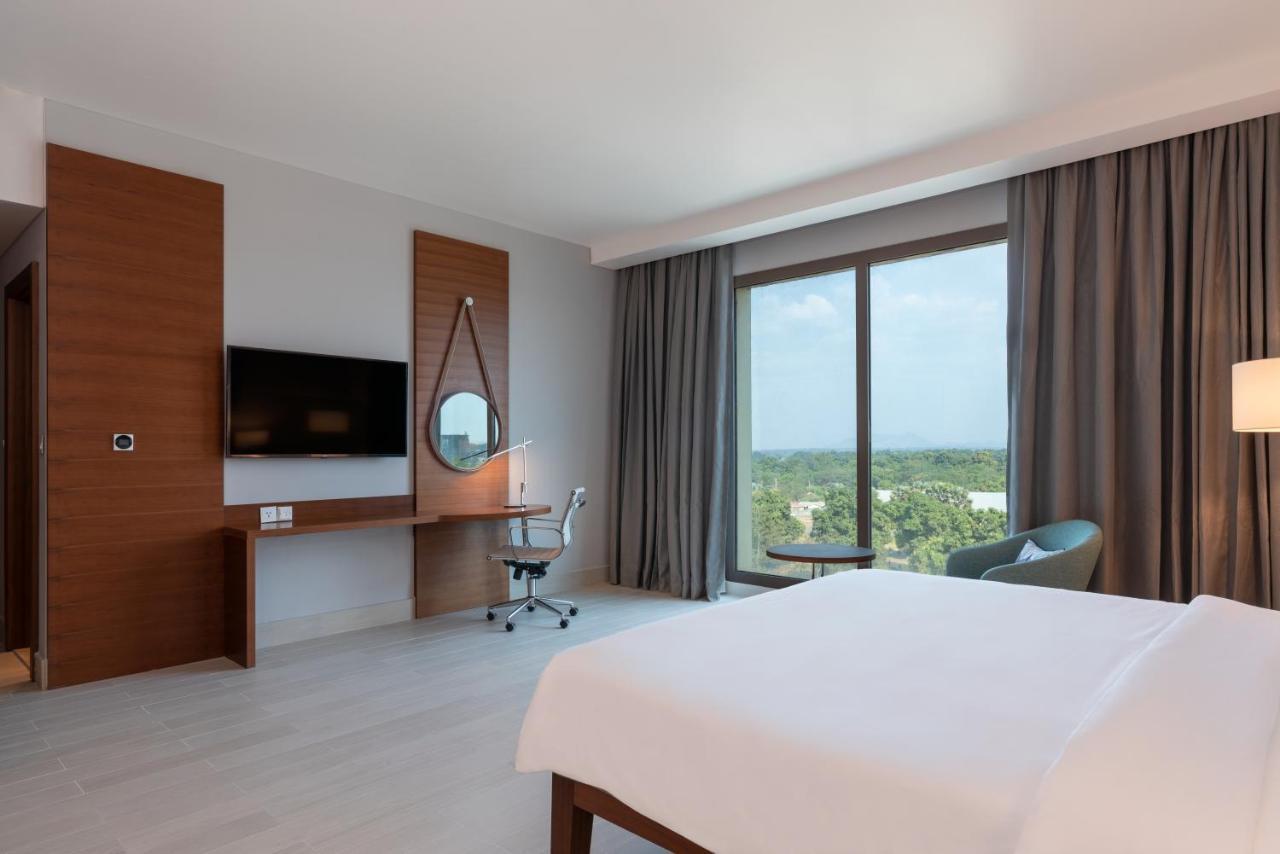 Radisson Blu Hotel, Джуба Екстер'єр фото