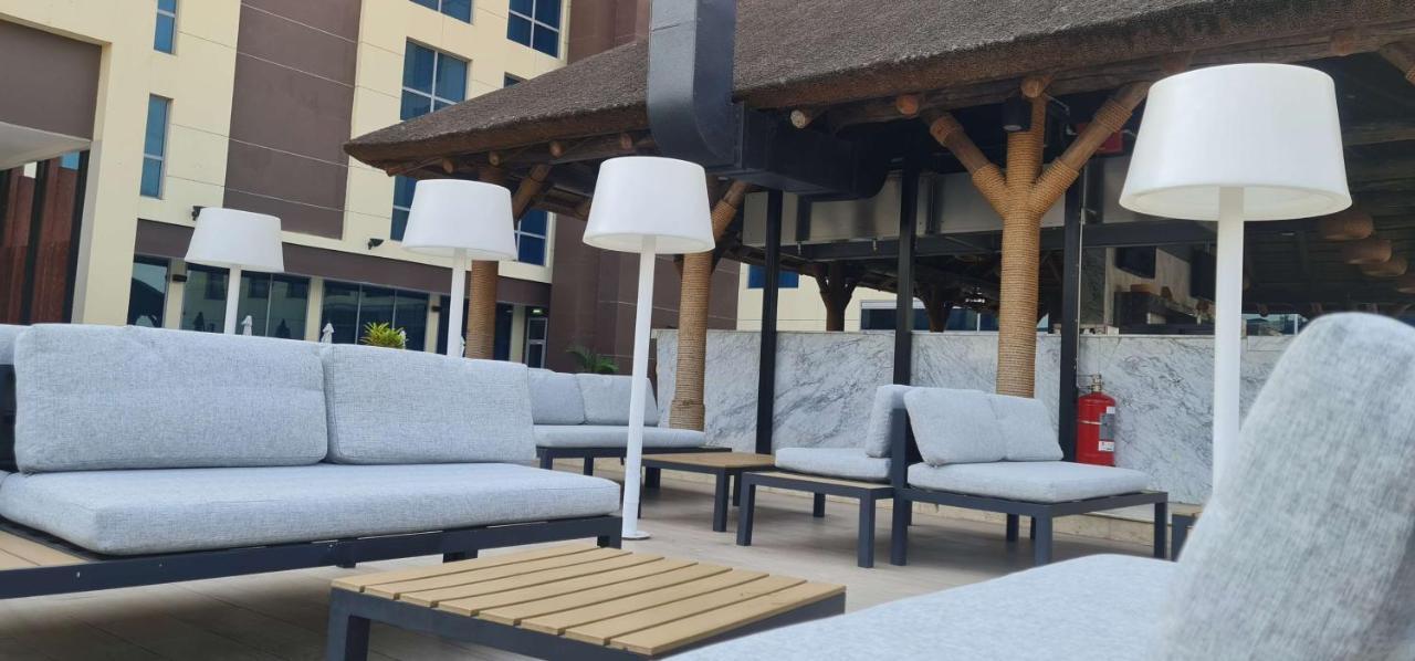 Radisson Blu Hotel, Джуба Екстер'єр фото