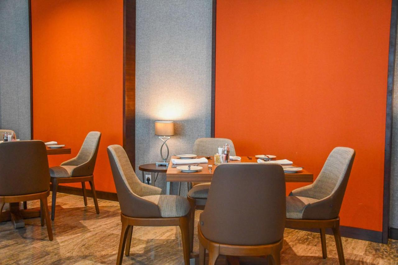 Radisson Blu Hotel, Джуба Екстер'єр фото